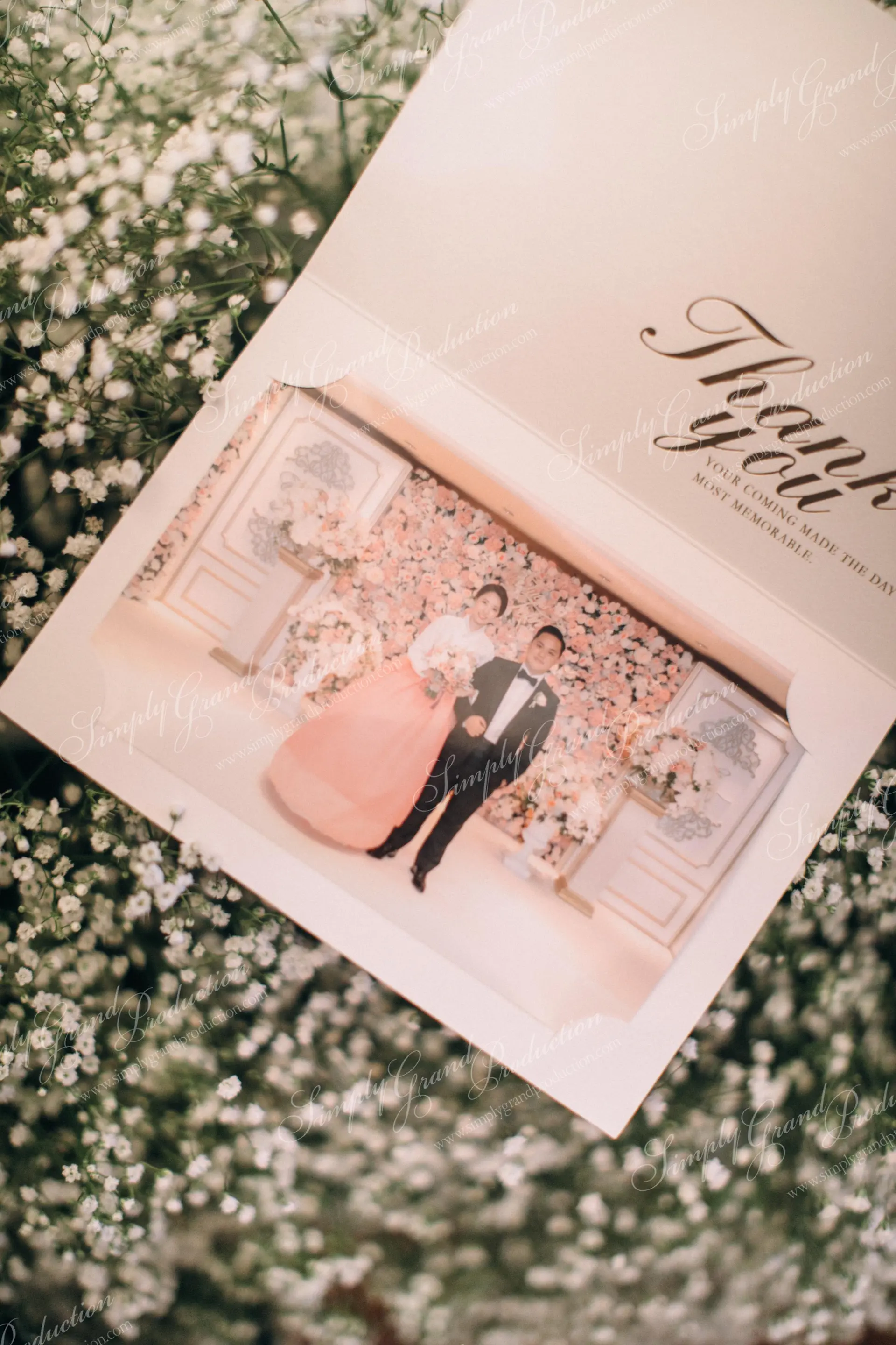 Grand Hyatt_Wedding_Decoration_hanbok_instant photo_13