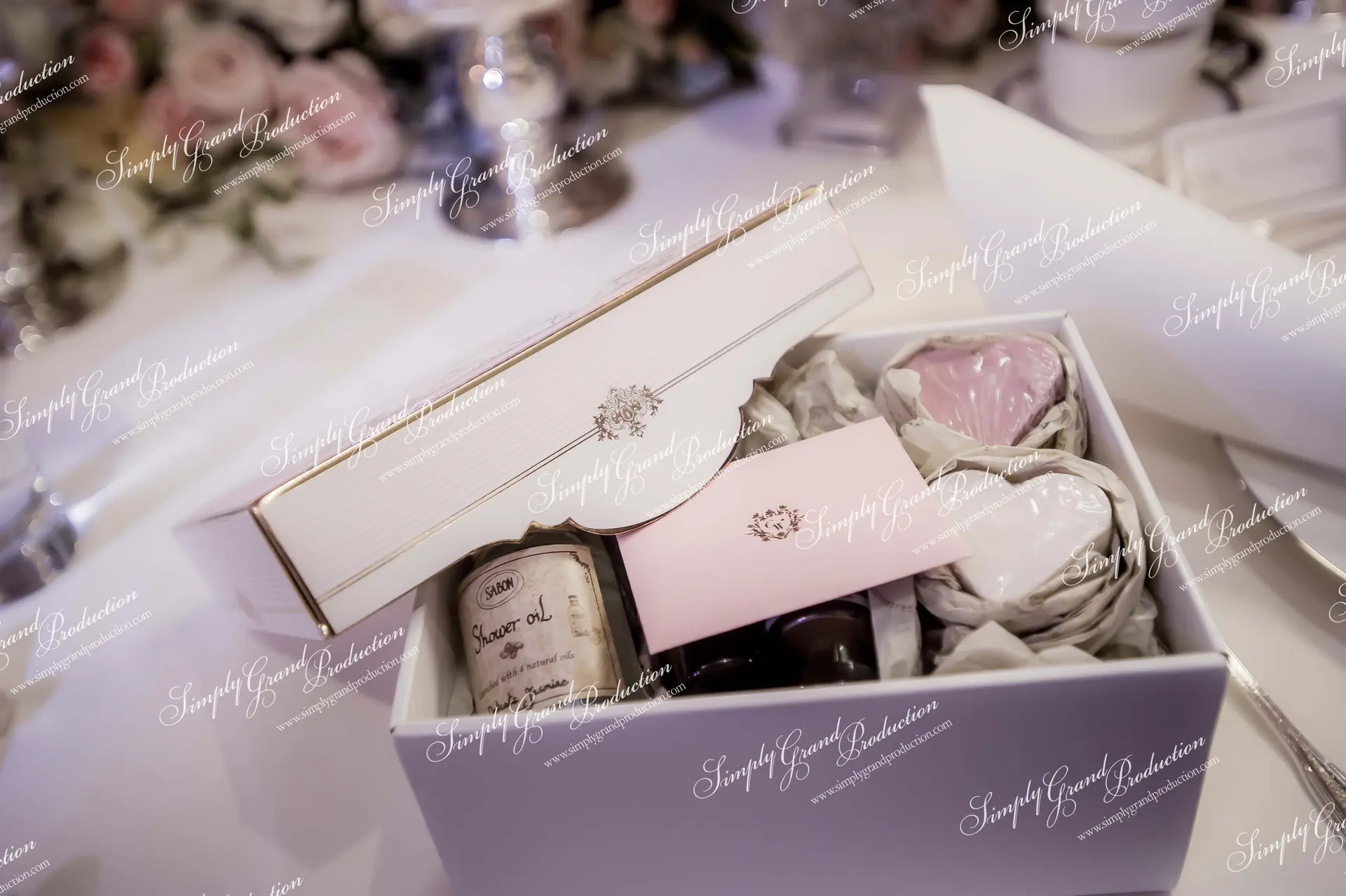 Simply_Grand_Production_Classic_Elegant_Grand_Hyatt_1_13_wm
