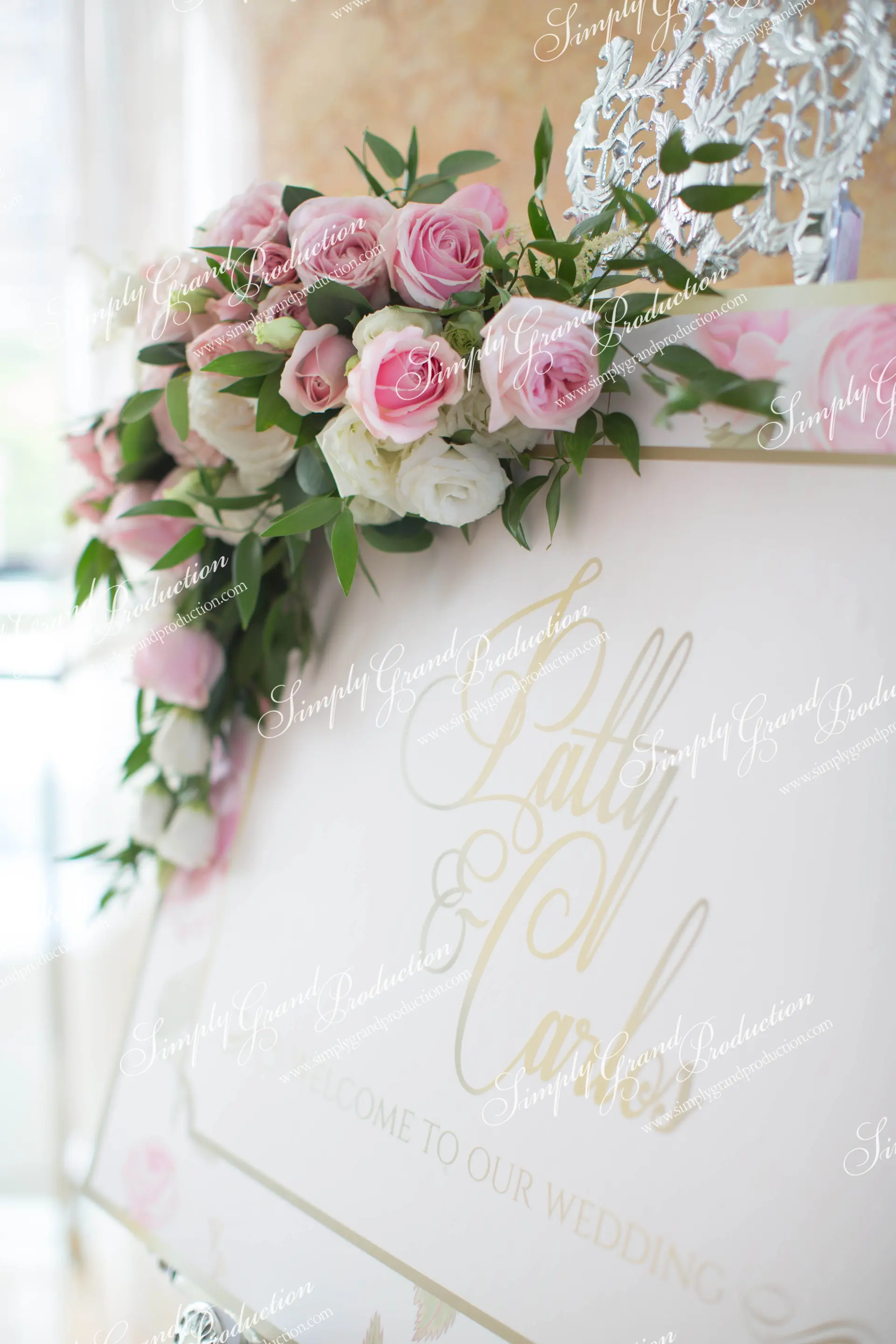 Simply_Grand_Production_Classic_Elegant_wedding_decoration_welcome_sign_Four_Seasons_2_12