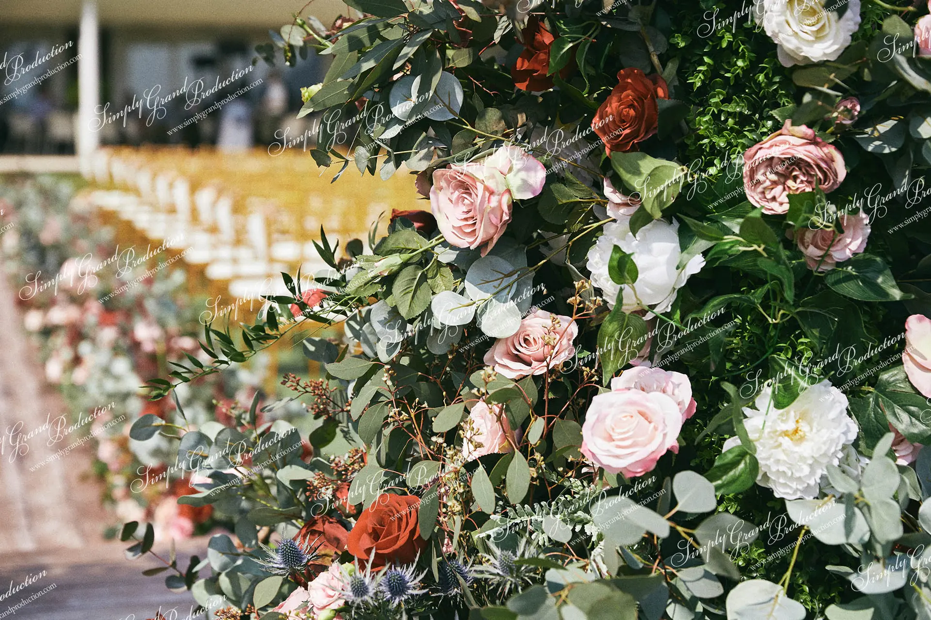 Simply_Grand_Production_Outdoor_details_arch_flower_Country_Club_2_6.jpg